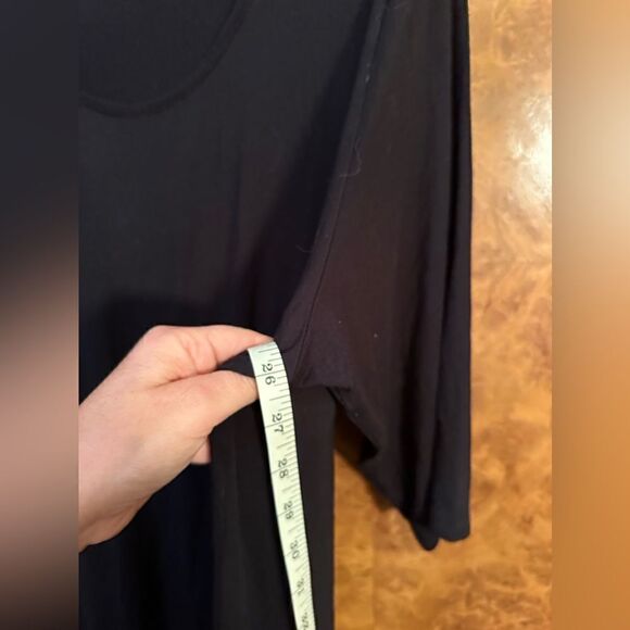 Plus size black basic top - Picture 2 of 5